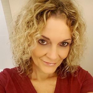 Meet your Posher, Diana